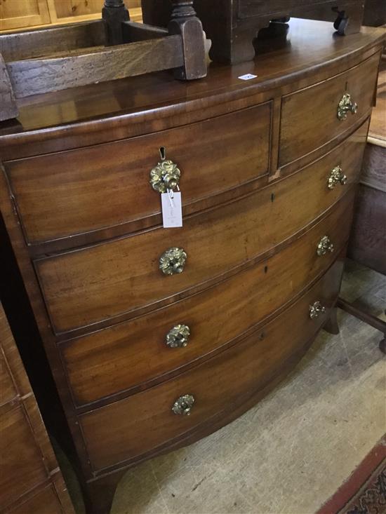 Regency mahogany bow-fronted chest of drawers